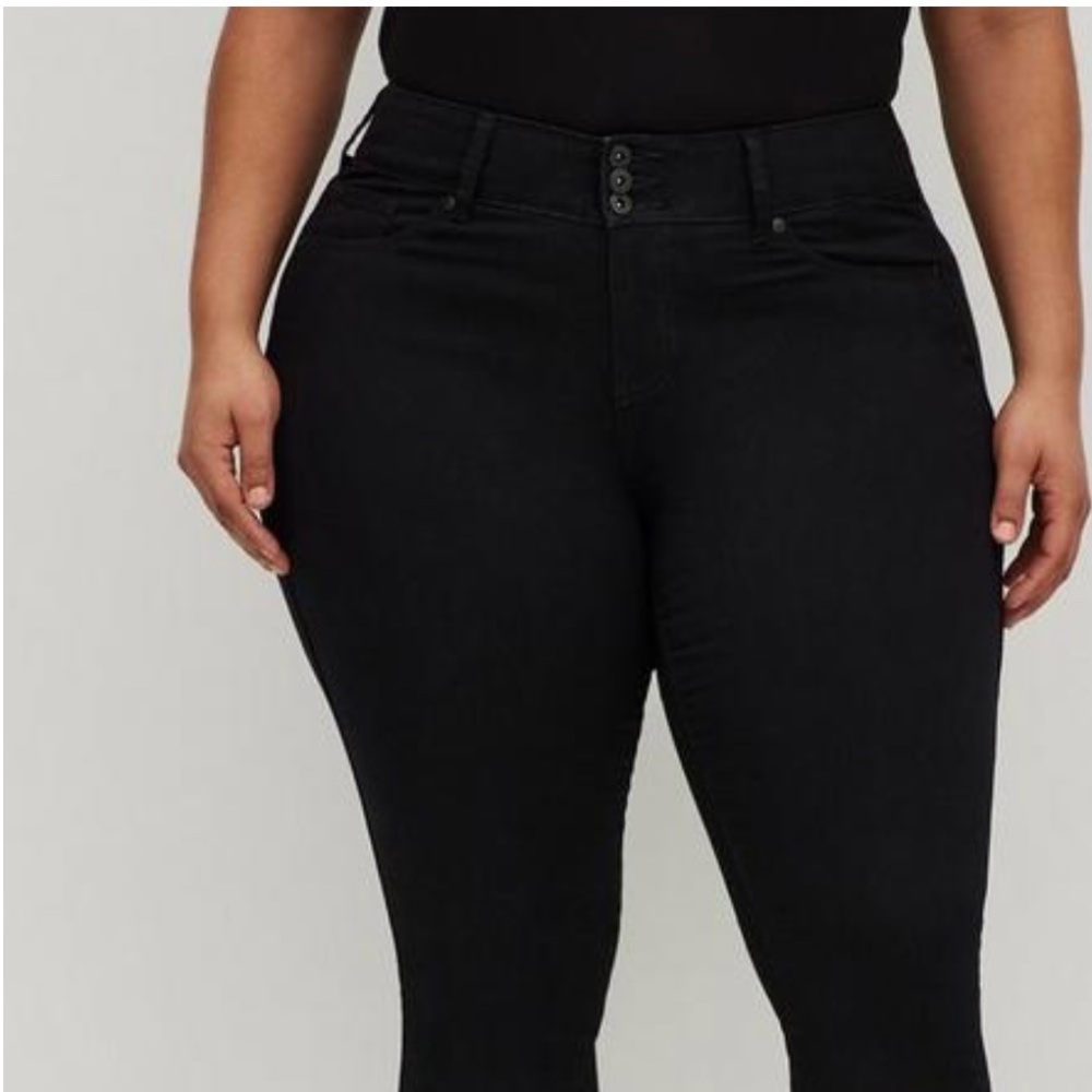 TORRID NWT Jegging Skinny Super Soft High-Rise Jean